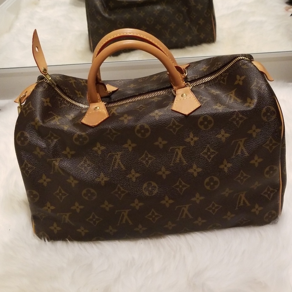 Louis vuitton speedy 35